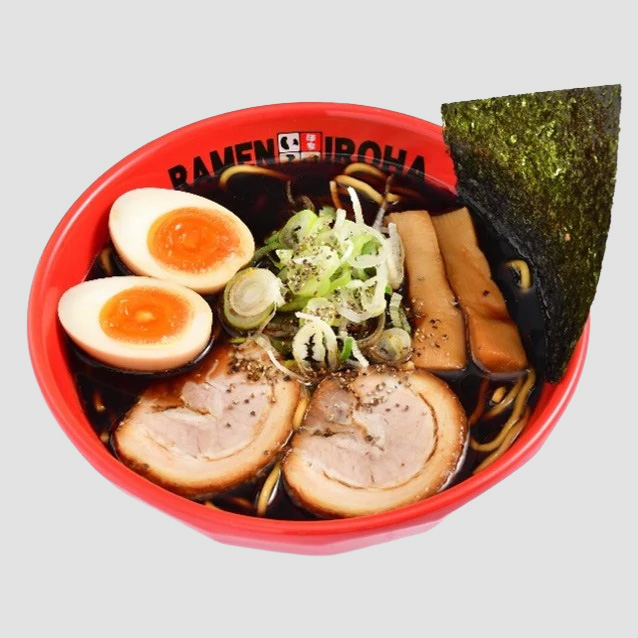 富山ブラックラーメン 「麺家いろは」