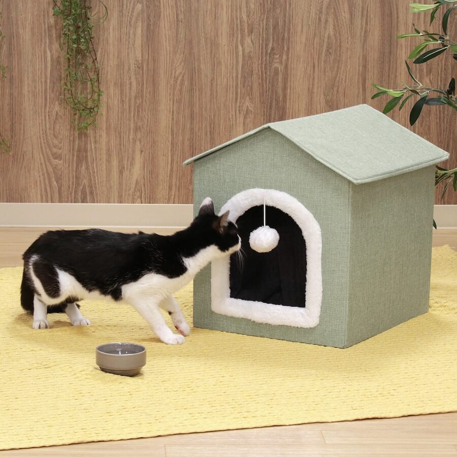 ペットハウス 三角屋根