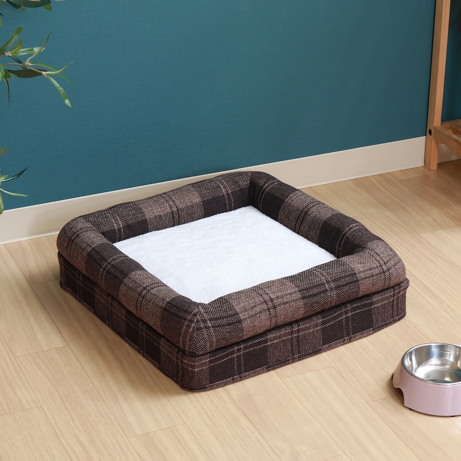 ペットハウス　ルーフベッド付き