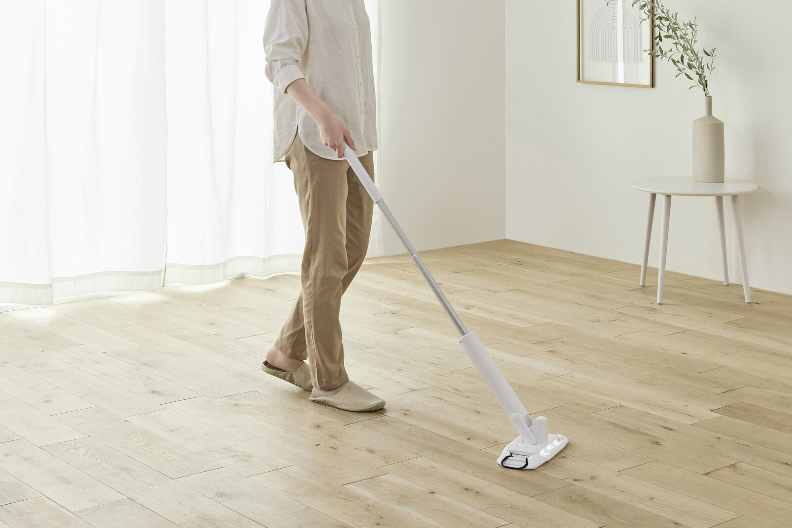 アイリスオーヤマ 電動フロアワイパー