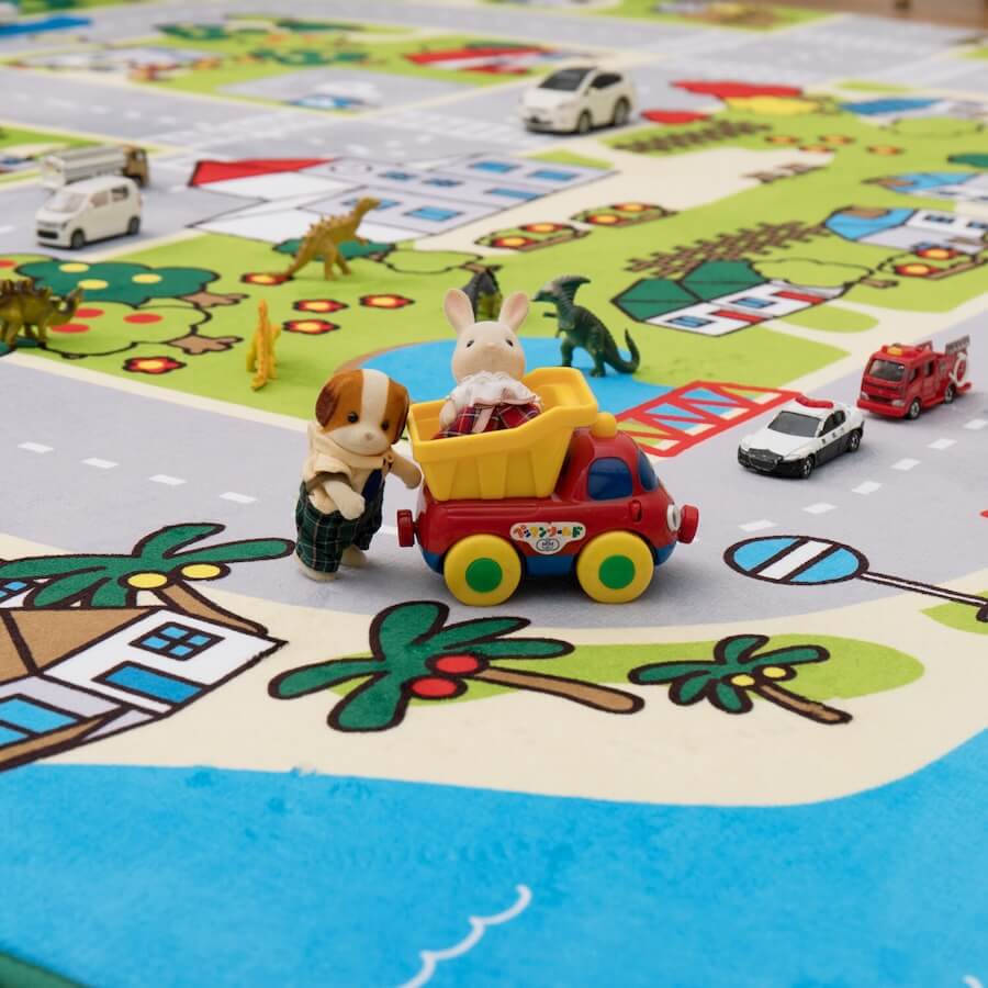 洗濯機で洗えるキッズラグ「ニュータウン2」